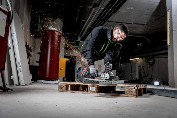 Metabo Akku-Winkelschleifer WB 18 LTX BL 125 Quick, MetaBOX 165 L, 613077840