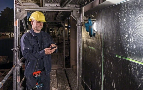 Bosch Akku-Bauleuchte GLI 18V-2200 C 0601446501 – Bild 12